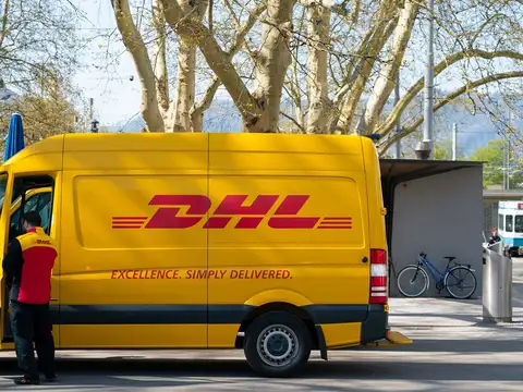 DHL España, empresa de transporte para tiendas online.