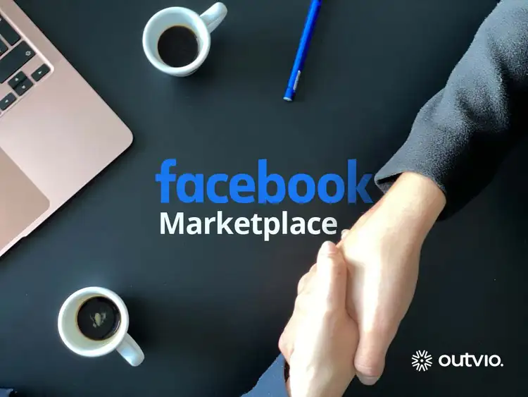 Zbliżenie na uścisk pary rąk symbolizujący udany zakup w Facebook Marketplace w centrum grafiki widnieje napis facebook Marketplace