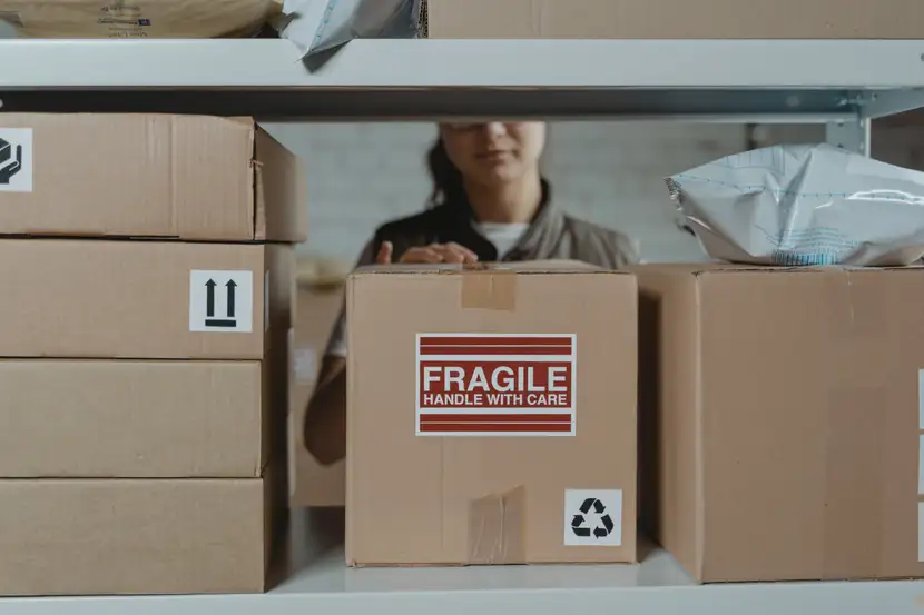 Pakowanie do transportu produktów wrażliwych na uszkodzenia 