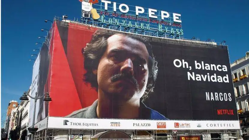 Campaña de marketing de contenido de Netflix para Navidad.
